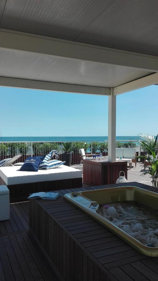 Hotel Apollo Riccione Exterior foto